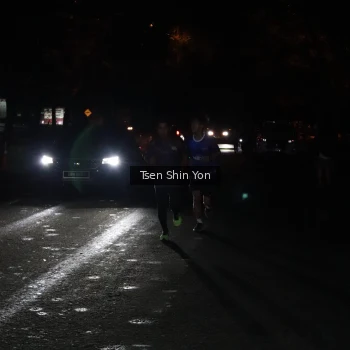 Runner Photo 1700075