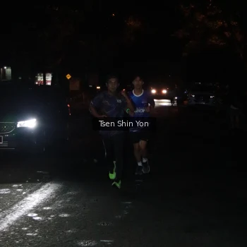 Runner Photo 1700076