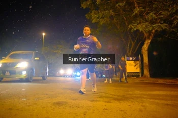 Runner Photo 1700094