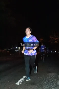 Runner Photo 1700132