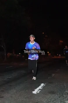 Runner Photo 1700150