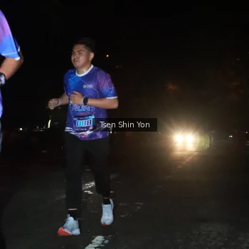 Runner Photo 1700162