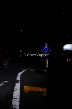 Runner Photo 1700165