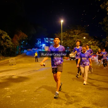 Runner Photo 1700207