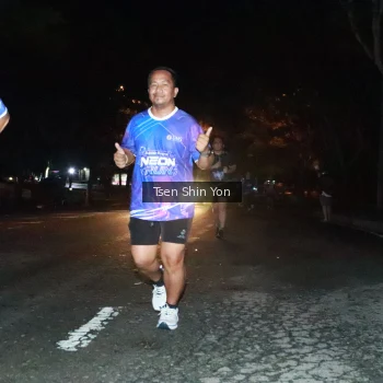 Runner Photo 1700226