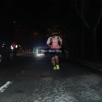Runner Photo 1700230