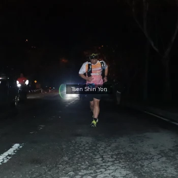 Runner Photo 1700233
