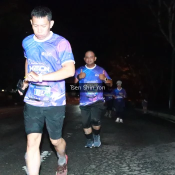 Runner Photo 1700249