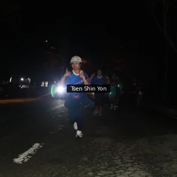 Runner Photo 1700252