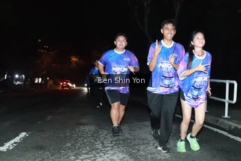 Runner Photo 1700277