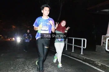 Runner Photo 1700278