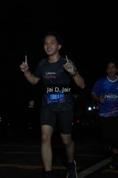 Runner Photo 1700327