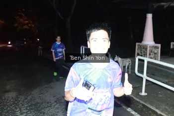 Runner Photo 1700332