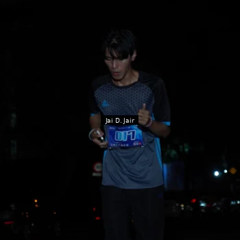 Runner Photo 1700357