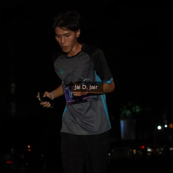 Runner Photo 1700361
