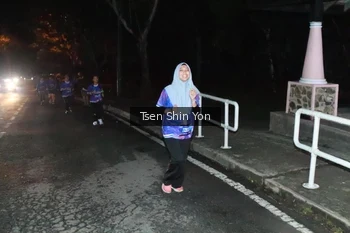 Runner Photo 1700376