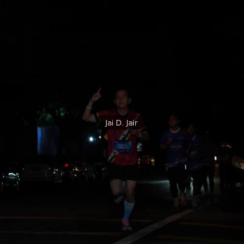 Runner Photo 1700381