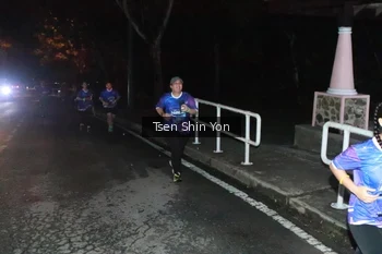 Runner Photo 1700385