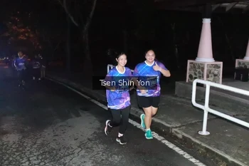 Runner Photo 1700392