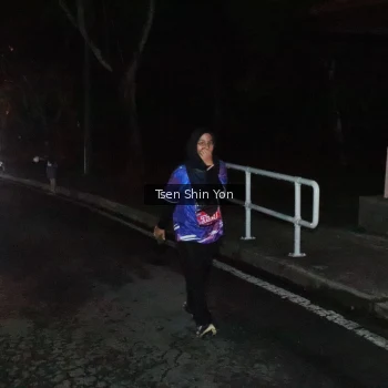 Runner Photo 1700435