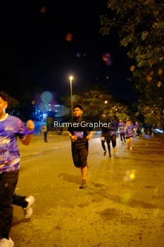 Runner Photo 1700486