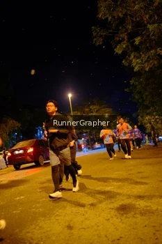 Runner Photo 1700492