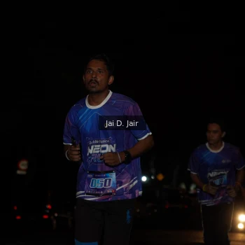 Runner Photo 1700518