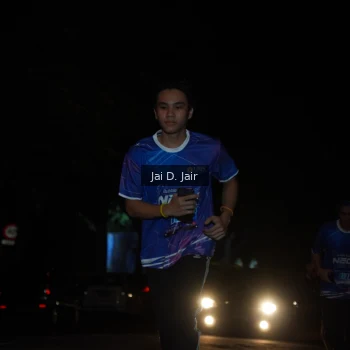 Runner Photo 1700522