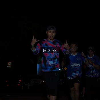 Runner Photo 1700542