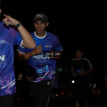 Runner Photo 1700556