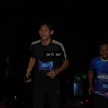 Runner Photo 1700559