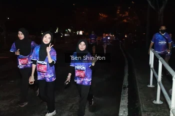 Runner Photo 1700563