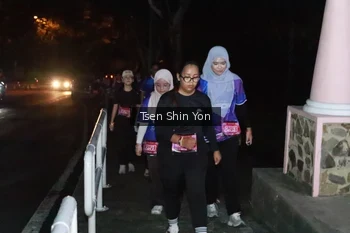 Runner Photo 1700596