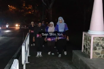 Runner Photo 1700598
