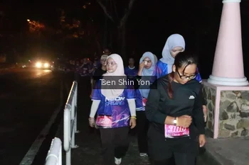 Runner Photo 1700604