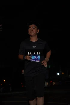 Runner Photo 1700652
