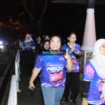 Runner Photo 1700669