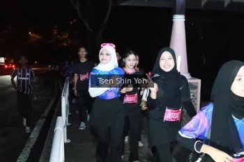 Runner Photo 1700675