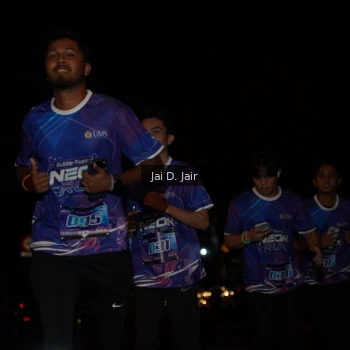 Runner Photo 1700699