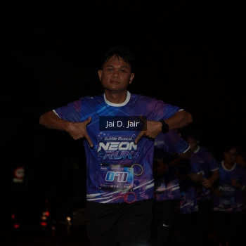 Runner Photo 1700702