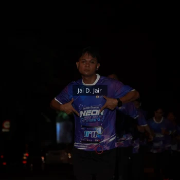 Runner Photo 1700711