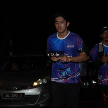 Runner Photo 1700755