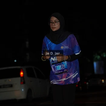 Runner Photo 1700759