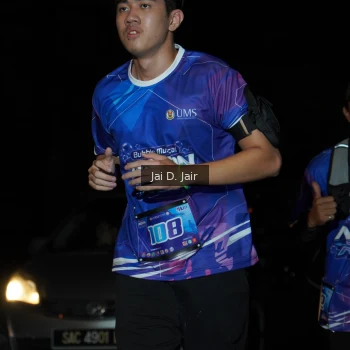 Runner Photo 1700765