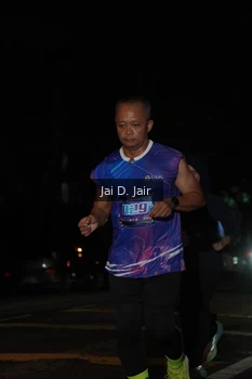 Runner Photo 1700783