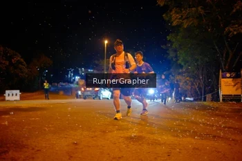 Runner Photo 1700801