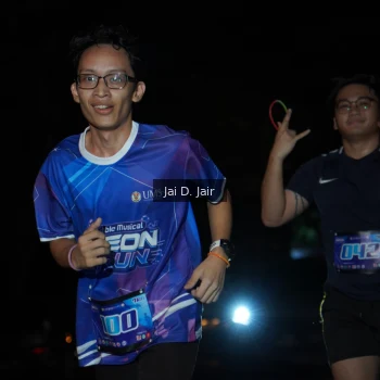 Runner Photo 1700815