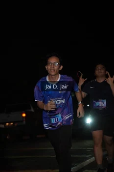 Runner Photo 1700818