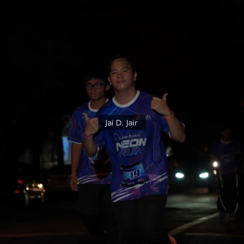 Runner Photo 1700860