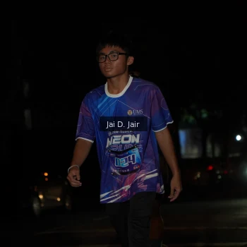 Runner Photo 1700868